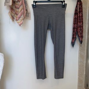Lululemon cropped leggings